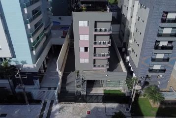 REF. 210 - COBERTURA EM CAIOBÁ NA QUADRA MAR - ED. ATLANTIS